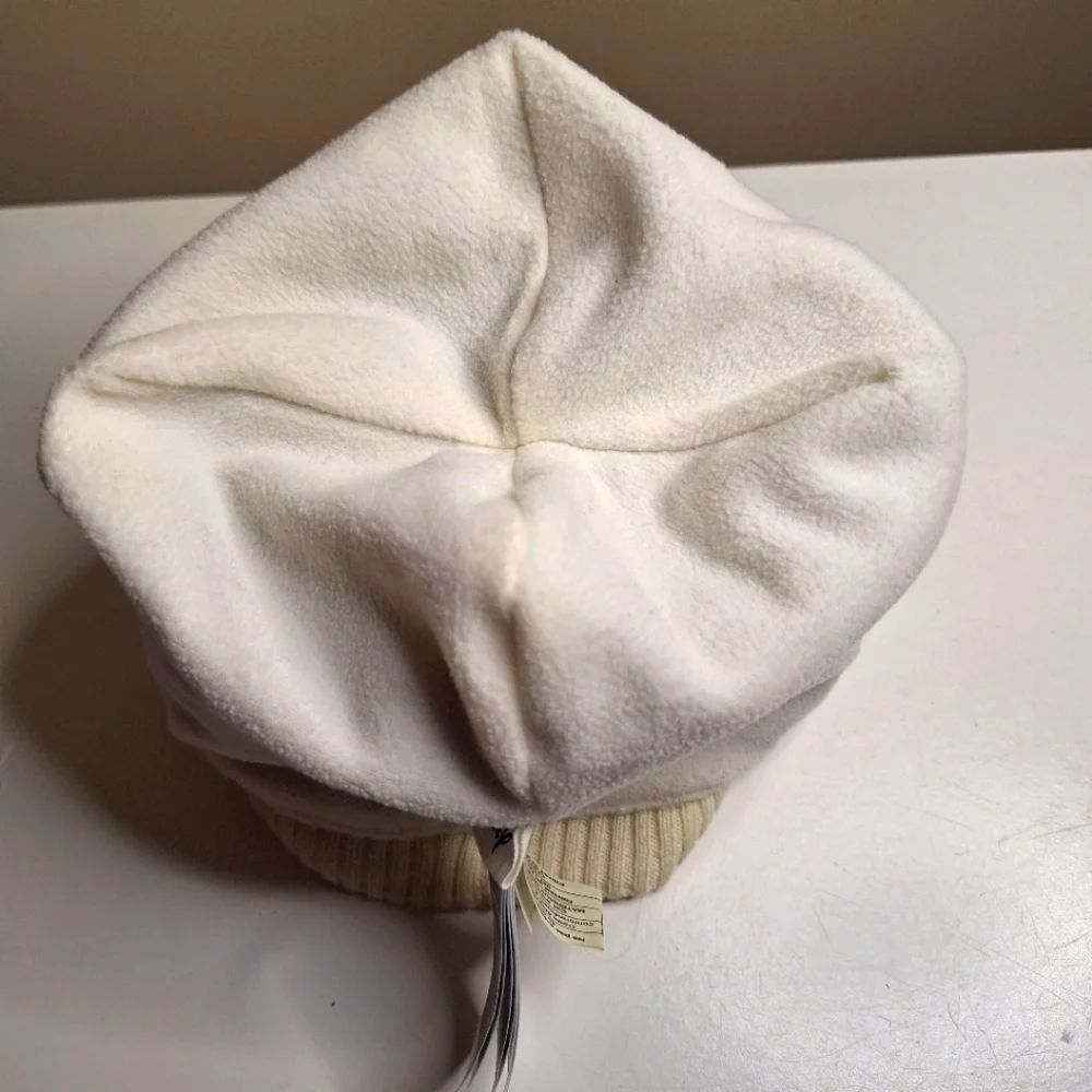 Baby Gap x Disney Cream and Black Pom Pom Minnie Mouse Beanie - Picture 6 of 6